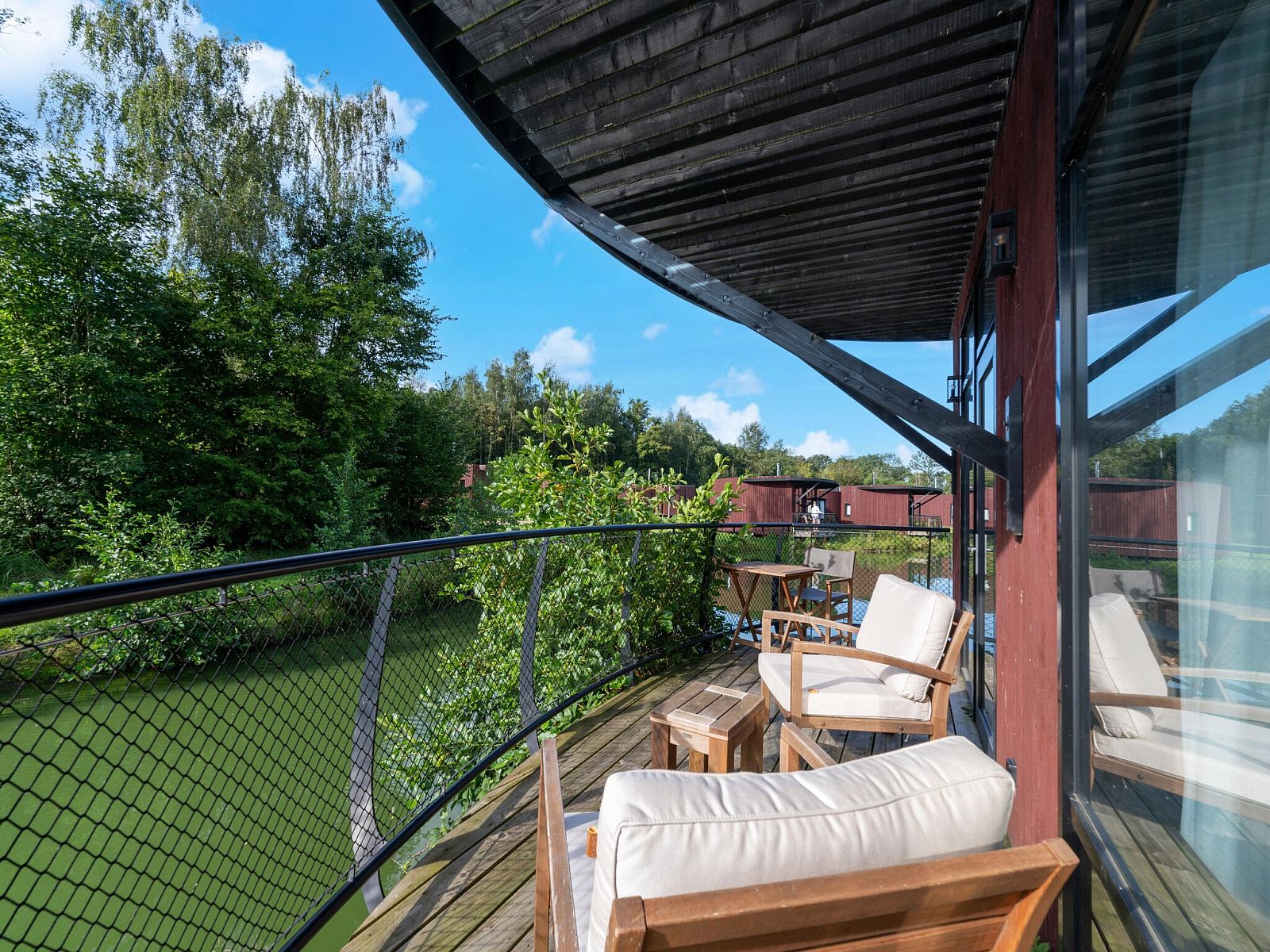 Guest house 07356185 - Bungalow Hainaut - The Leaf by YourNature