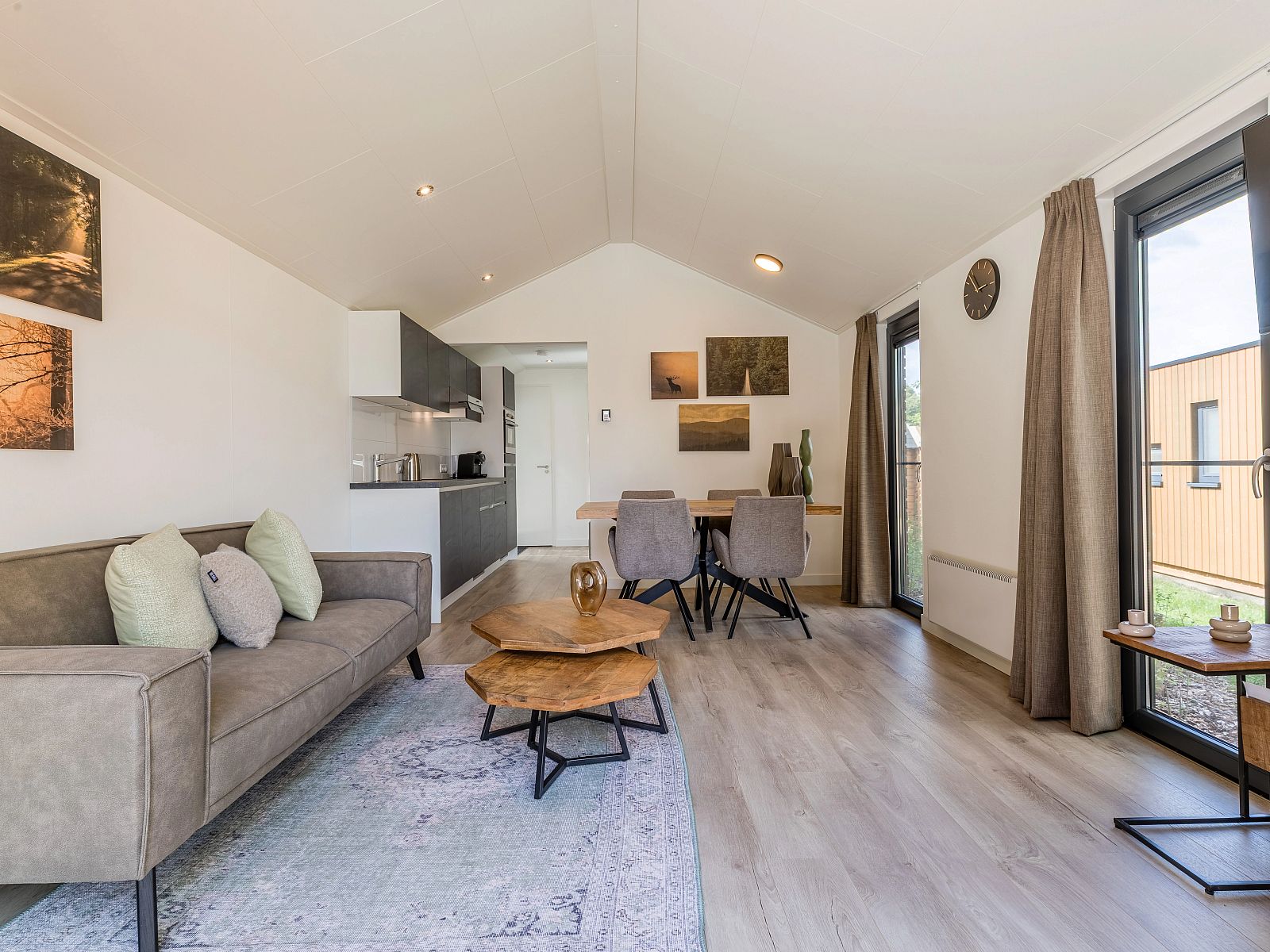 Guest house 082913 - Bungalow Namur - 4-6-persoons lodge | 6BE2