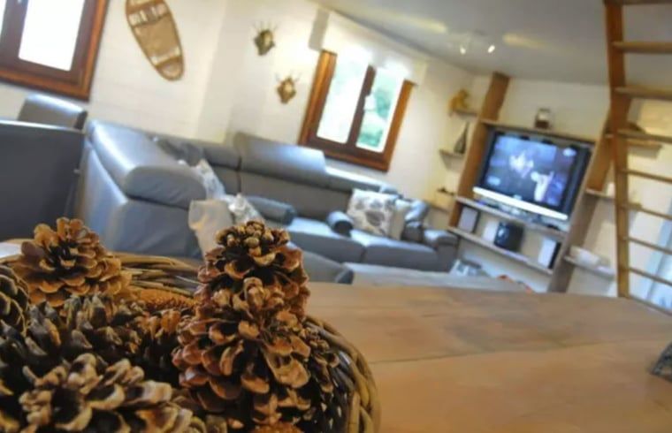 Guest house 083409 - Holiday property Namur - Vakantiehuis in Houyet