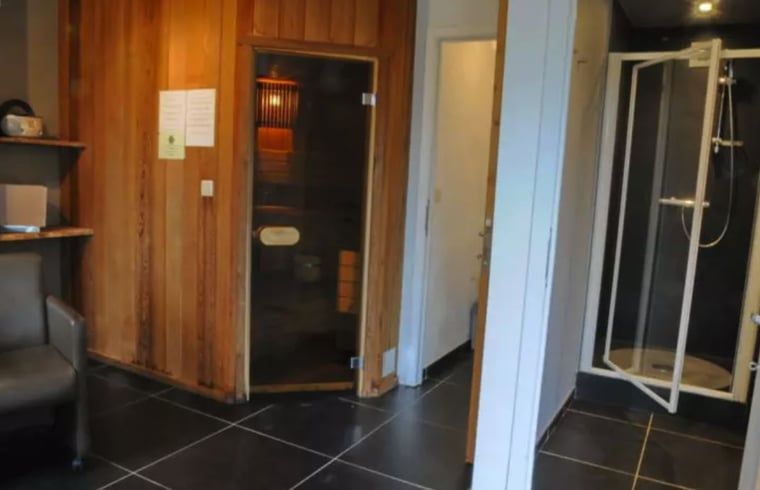 Guest house 083409 - Holiday property Namur - Vakantiehuis in Houyet