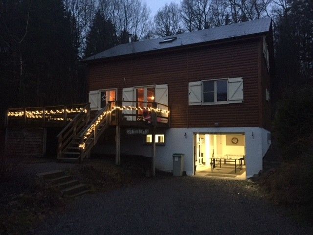 Chalet Eikenblad in Durbuy, sfeervol verlicht vakantiehuis in de Ardennen, Belgi.