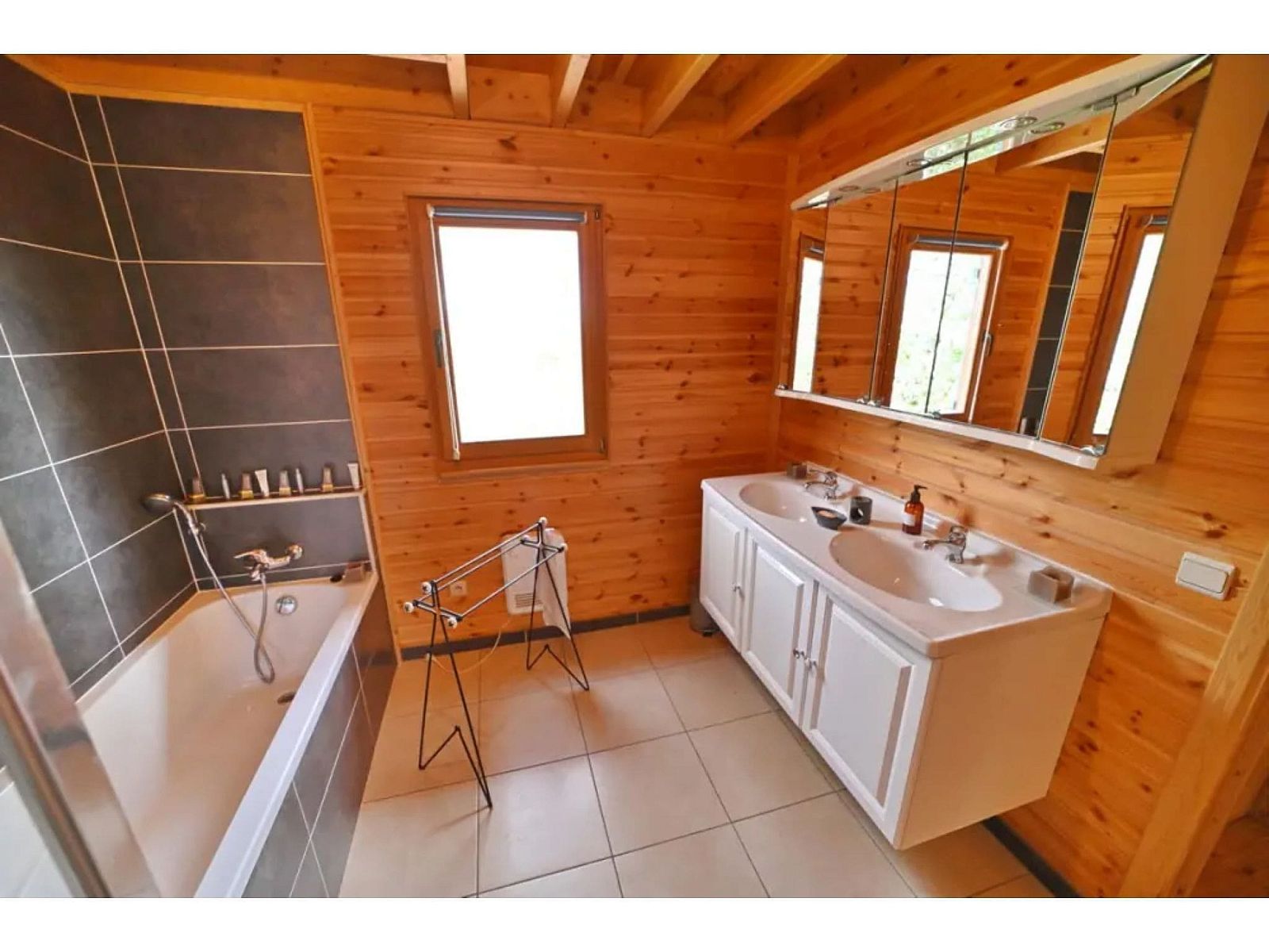 Guest house 0916218 - Chalet Luxembourg - l'Heureux Rêve