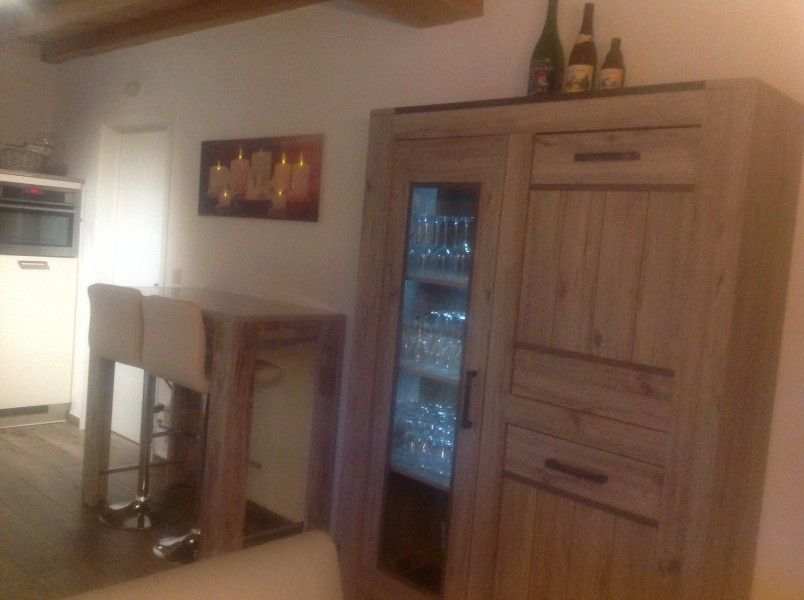 Moderne keuken in Casa Nouche vakantiehuis in Engreux, Ardennen, Belgi.