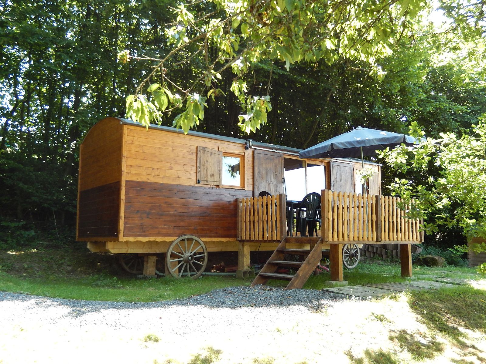 Guest house 0923703 - Apartment Luxembourg - Roulotte Papillons