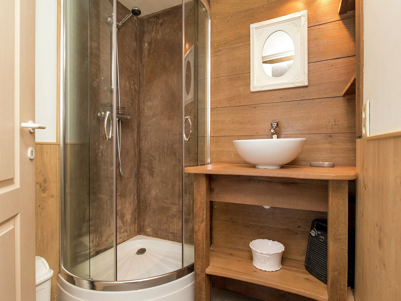 Guest house 09255100 - Chalet Luxembourg - Le Fournil de Rosalie