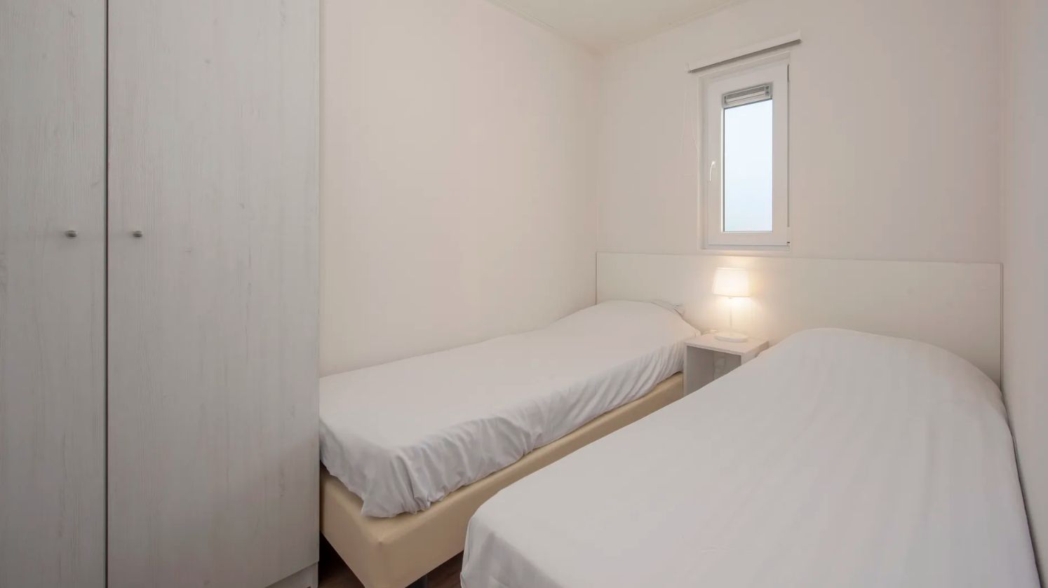 Guest house 110927 - Chalet Belgian Coast - Chalet in Bredene