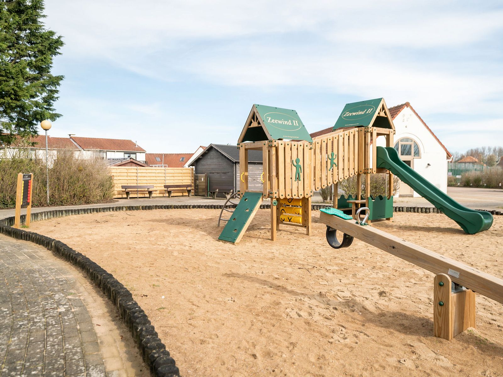 Guest house 110949 - Apartment Belgian Coast - Appartement Zeewind II A11 with parking