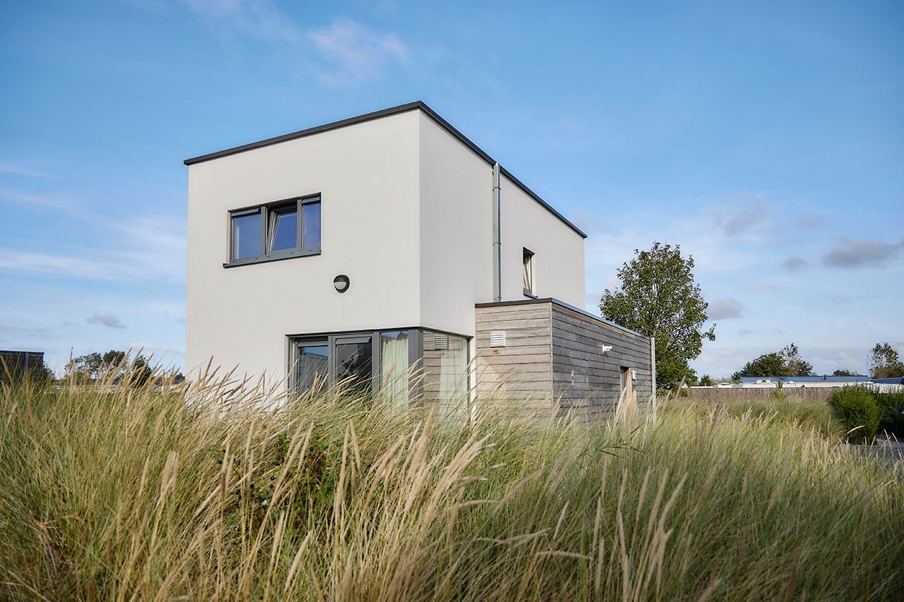 Vrijstaande woning in Bredene, vakantiehuis aan de Belgische kust, omgeven door natuur en rust, ideaal voor een ontspannen verblijf.