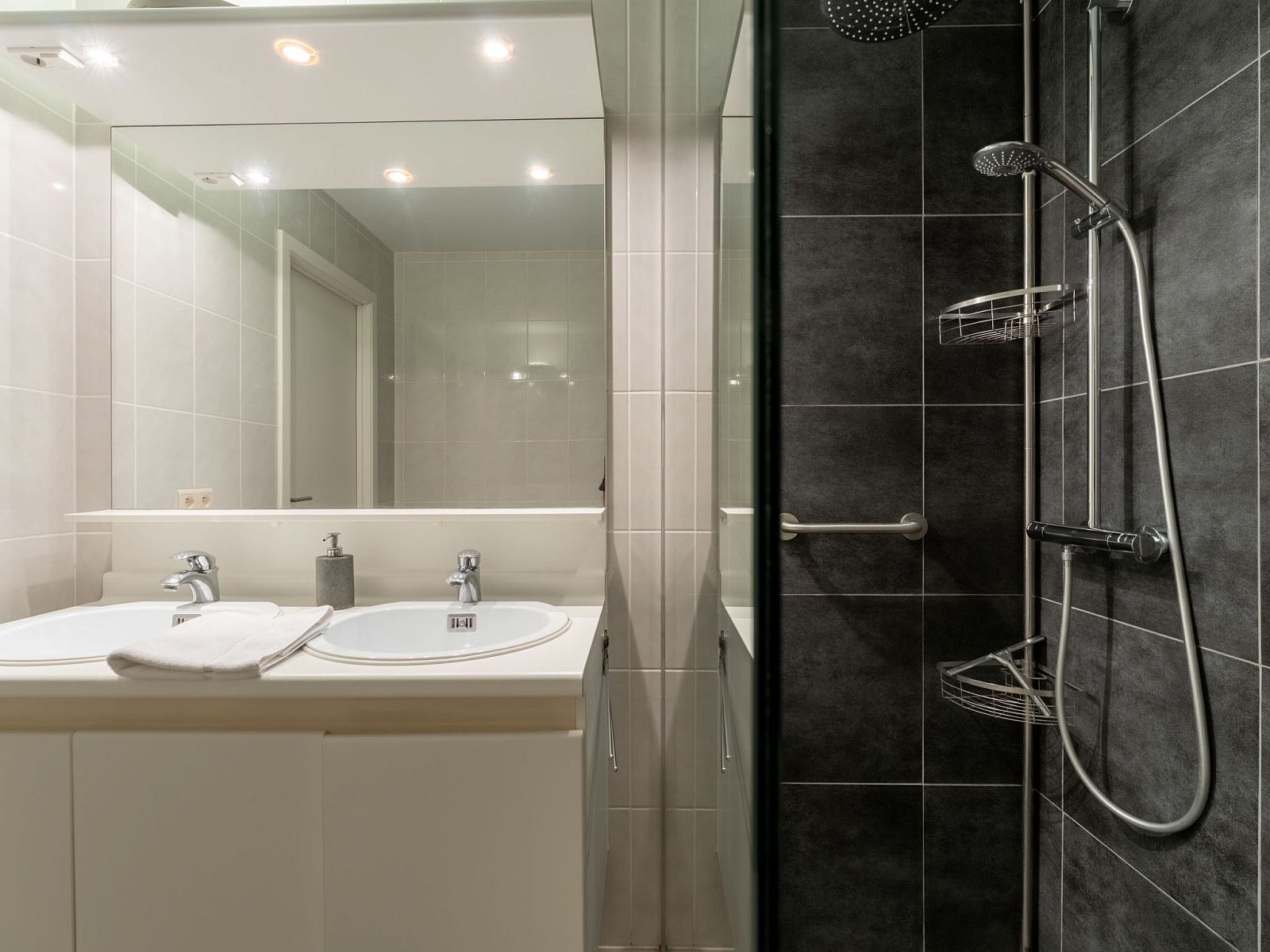 Guest house 110993 - Apartment Belgian Coast - Appartement Zandloper III with terrace