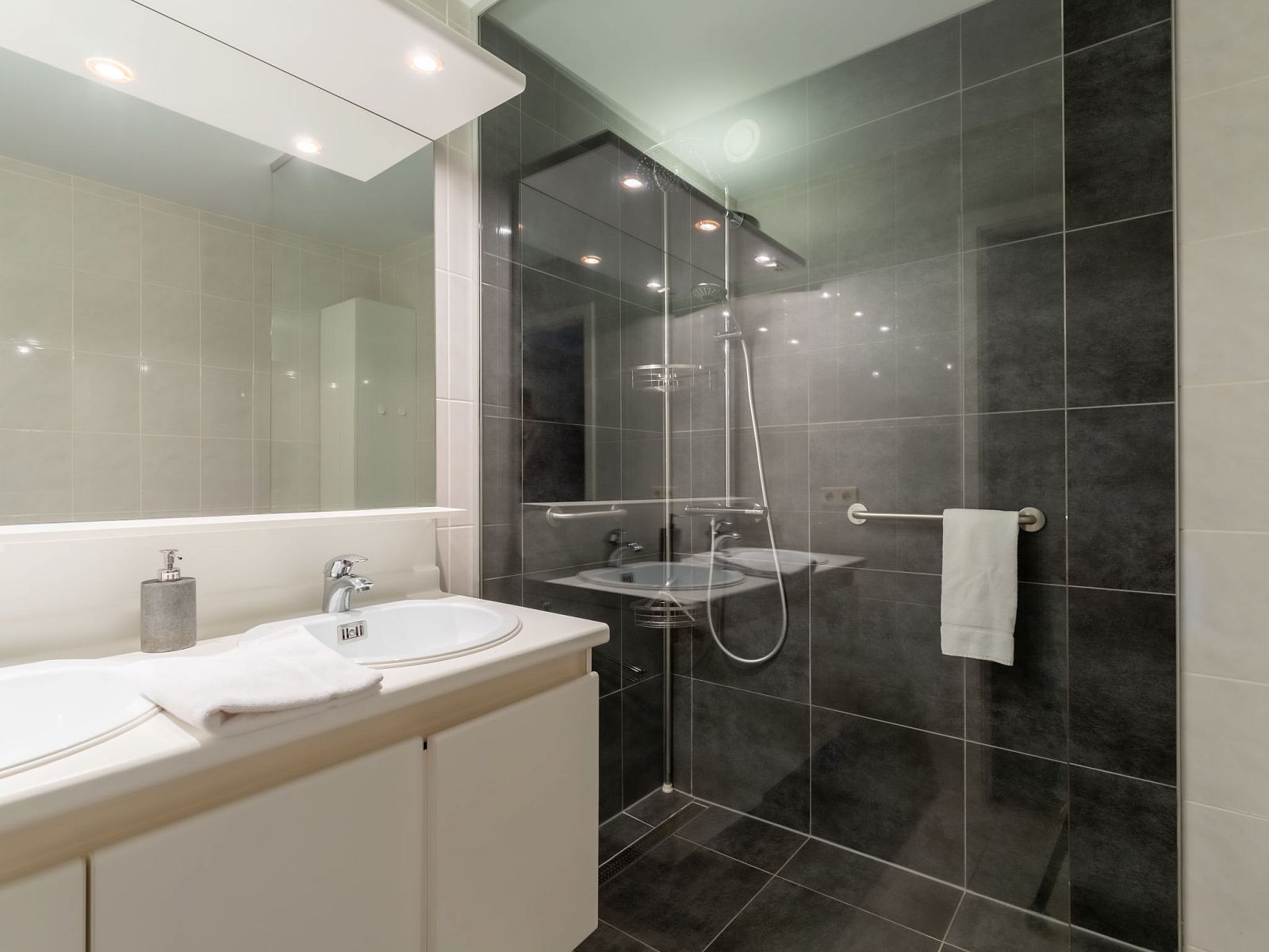 Guest house 110993 - Apartment Belgian Coast - Appartement Zandloper III with terrace