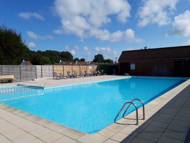 Schwimmbad im Ferienhaus Duinendaele 272, Adinkerke, De Panne, Belgische Kueste.