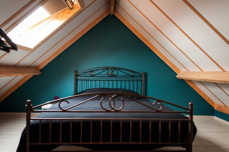 Gemuetliches Schlafzimmer unter dem Dach in Cottage 13 Dune Golf, Oostduinkerke, Belgische Kueste, Ferienhaus.