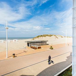 Courant du Golfe vakantiehuis in Koksijde, Belgie, biedt prachtig uitzicht op strand en zee, ideaal voor een ontspannende kustvakantie.