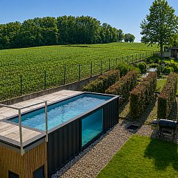 Geniet van het zwembad en het weidse uitzicht bij de Vrijstaande woning in Geraardsbergen, Oost-Vlaanderen, ideaal vakantiehuis in Belgi.