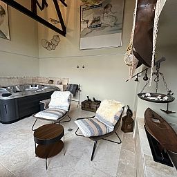 Relax in the luxurious wellness area of Holiday Home Einzigartiger Wellness-Bauernhof in Wichelen, East Flanders. Enjoy ultimate comfort.