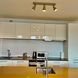 Guest house 040153 - Apartment Antwerp - Modern 2BR 1/5 BA Near Diamond District by OneLuxStay