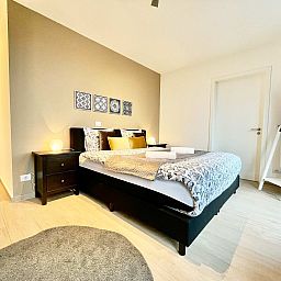 Guest house 040155 - Apartment Antwerp - Modern 2BR Penthouse Near Diamond District by OneLuxStay
