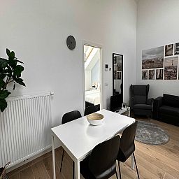 Guest house 040157 - Apartment Antwerp - Luxury 1BR Near Fashion District by OneLuxStay