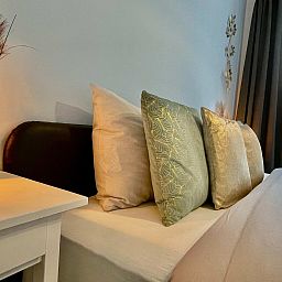 Guest house 040160 - Apartment Antwerp - Luxury 2BR 2BA Near Fashion District by OneLuxStay