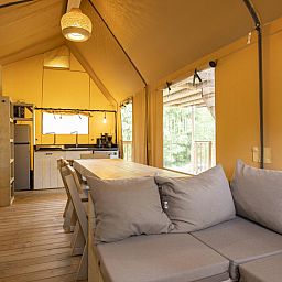 Guest house 042409 - Tent house Antwerp - Ranger Lodge