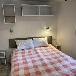 Unterkunft 046910 - Chalet Antwerpen - Verblijfpark Breebos 2