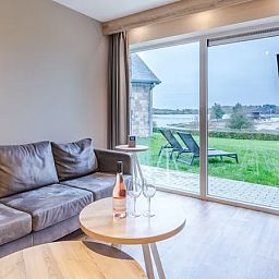 Guest house 070616 - Bungalow Hainaut - Village l'Eau d'Heure | 10-persoons bungalow | 10L1