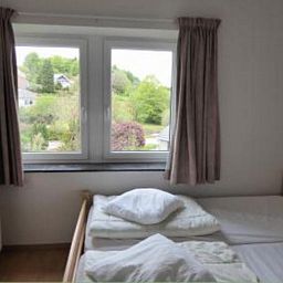 Volledig uitgeruste keuken in ARD103 vakantiehuis in Dochamps, Ardennen voor een comfortabel verblijf.