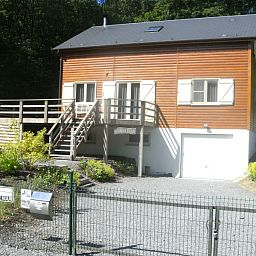 Vooraanzicht van Chalet Eikenblad, charmant vakantiehuis in de Ardennen, Durbuy, Belgi.