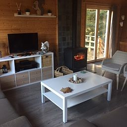 Gezellige woonkamer van Chalet Eikenblad in Durbuy, vakantiehuis in de Ardennen, Belgi.