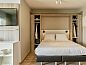 Verblijf 110214 • Vakantiewoning Belgische kust • Comfort Suite - 4p | Slaapkamer - Slaaphoek | Balkon -  • 8 van 15