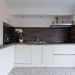 Gezellige buitenruimte bij Vakantiehuis Wanderlust Belgium met zitgelegenheid in Blankenberge aan de Belgische kust.