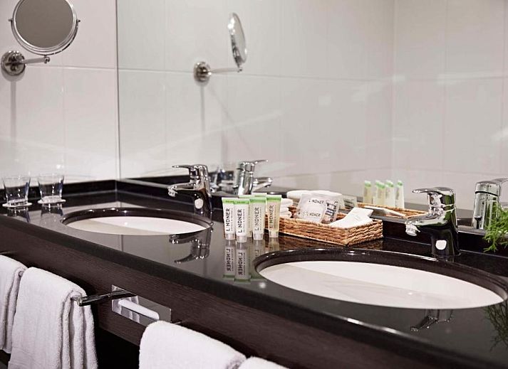 Guest house 010437 - Apartment Antwerp - Lindner WTC Hotel &amp; City Lounge Antwerp