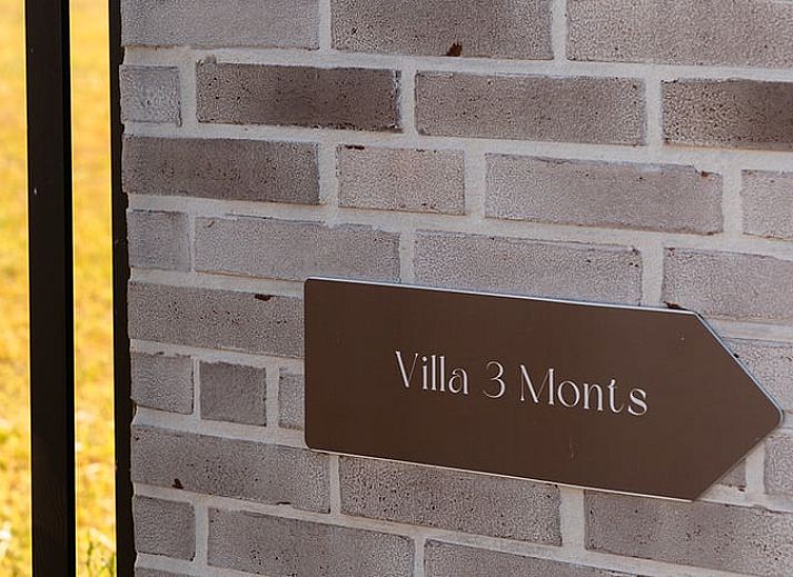 Modernes Ferienhaus in Westouter mit Panoramablick auf die Natur, gelegen im malerischen Westflandern, Belgien.