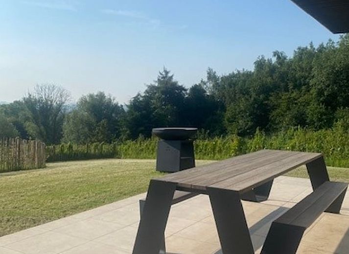 Wunderschoene Aussicht auf die Natur rundherum Ferienhaus in Heuvelland, Westouter, Westflandern, Belgien.