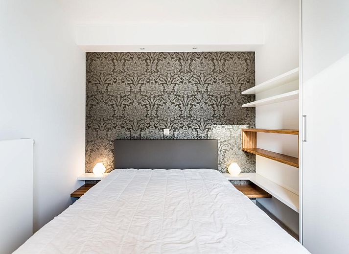 Moderne keuken in Aime 303 vakantiehuis in Koksijde, West-Vlaanderen met lichte inrichting en eetruimte voor een comfortabele vakantie.