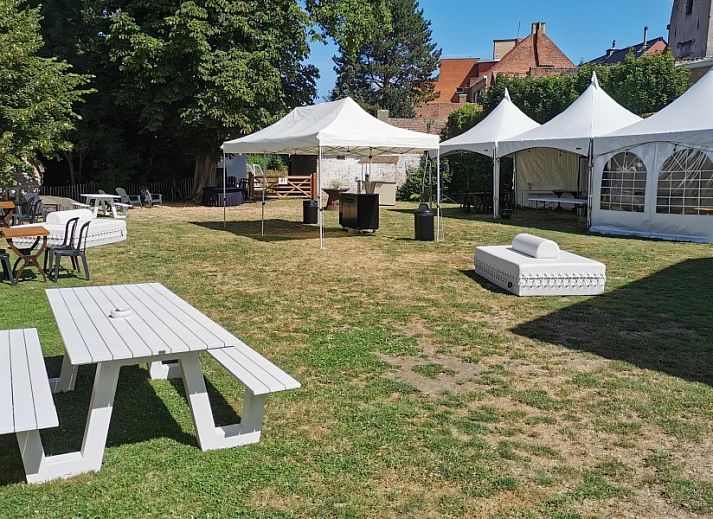 Historische Fassade des Gaestehauses Skindles, Ferienhaus in Poperinge, Westflandern.