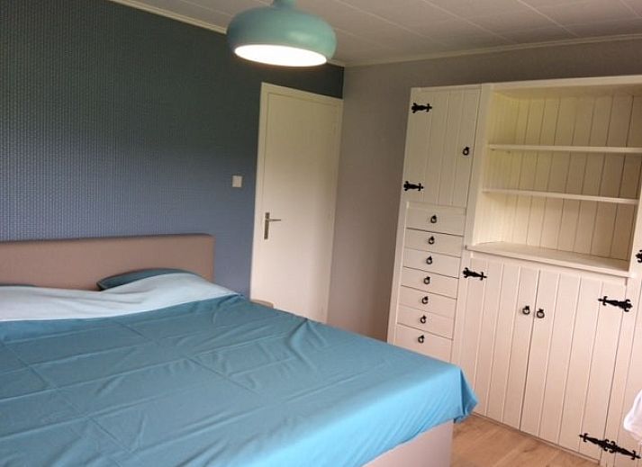 Blick auf gruene Wiesen in der Naehe des Ferienhauses Ten Huize Spientje in Lapscheure, Westflandern.