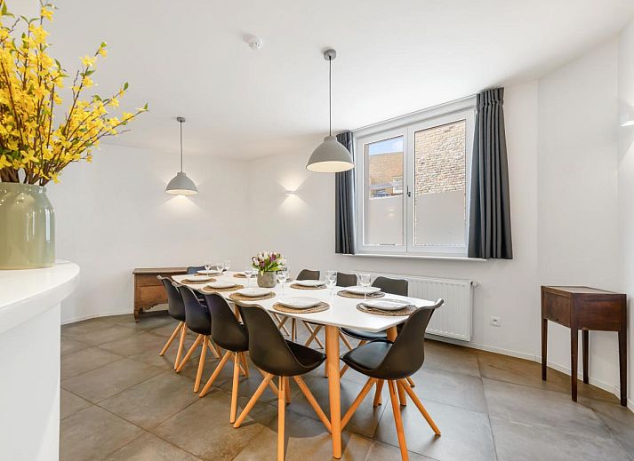 Das Ferienhaus "De Loft" in Veurne, Westflandern, mit charmanter Fassade in einer ruhigen Strasse - ideal fuer einen erholsamen Aufenthalt.