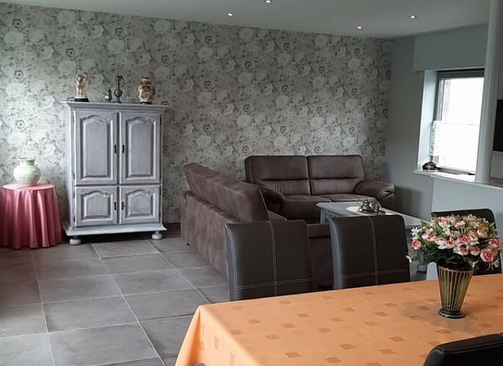 Groene tuin bij Vakantiehuis in Merkem, ideale vakantiewoning in West-Vlaanderen voor natuurliefhebbers.