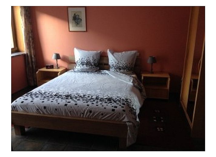 Oorlogsmuseum bij Varlet Farm bed and breakfast in Poelkapelle, met historische artefacten en wapens.