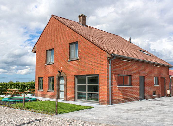 Verblijf 016005 • Vakantiewoning West-Vlaanderen • Vakantiehuis voor 12 personen in Oostkamp