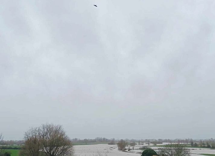 Moderne Kueche im Ferienhaus De Blauwer, Poperinge, Westflandern.