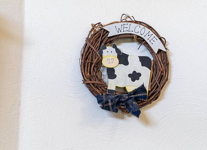 Moderne Kueche im Ferienhaus Meeuwenoord, Middelkerke, Westflandern, komplett ausgestattet fuer kulinarische Erlebnisse.