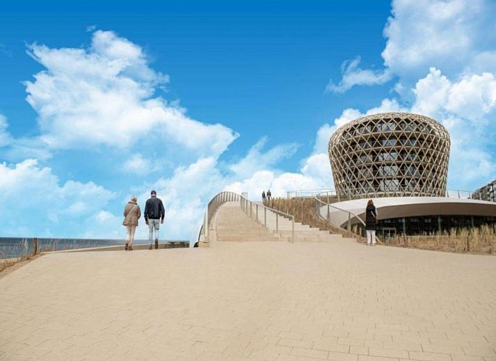 Gemuetlicher Innenbereich der Kruiers Eco Lodge in Middelkerke, Westflandern, mit Blick auf die Terrasse und den gemuetlichen Sitzbereich.
