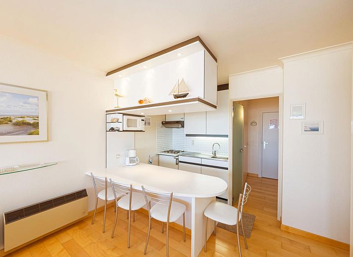 Meerblick vom Balkon von Brisbane II - 0202 + Parkplatz 35, einem Ferienhaus in Middelkerke, Westflandern, Belgien.