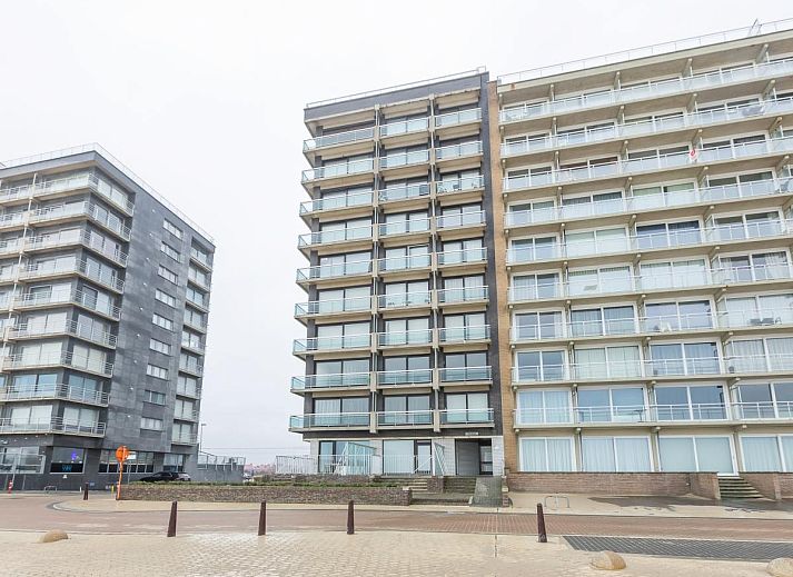 Luxurioeses Ferienhaus "Twins - 0503 + Park. 10" in Middelkerke, Westflandern, mit moderner Innenausstattung und herrlichem Meerblick.