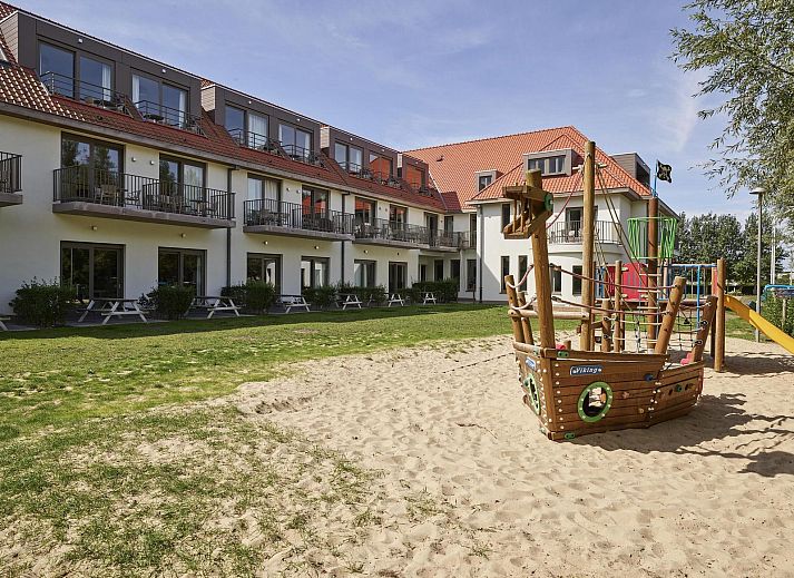 Gemuetliches Esszimmer im Familienstudio fuer 2 Erwachsene und 3 Kinder, Middelkerke, Westflandern, ideales Ferienhaus fuer Familien.