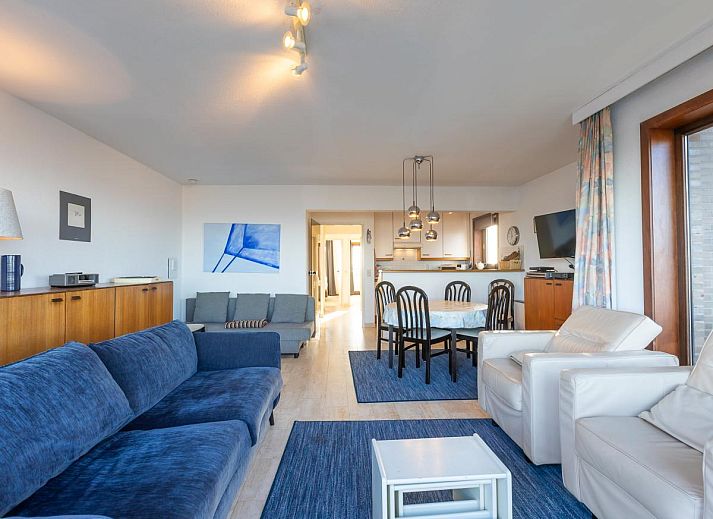 Geniessen Sie den Meerblick vom Balkon des Ferienhauses Dunekant - 0203 + park.6 in Middelkerke, Westflandern.