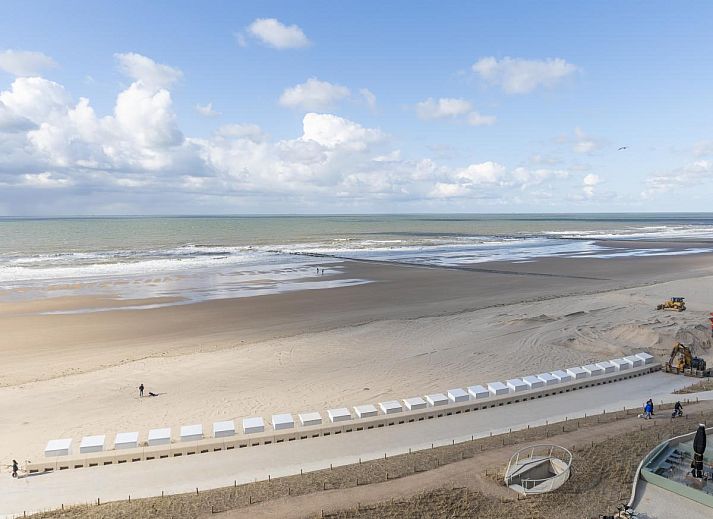 Gemuetliches Wohnzimmer im Ferienhaus Stella - 0701 in Middelkerke, Westflandern, mit Meerblick und moderner Einrichtung.