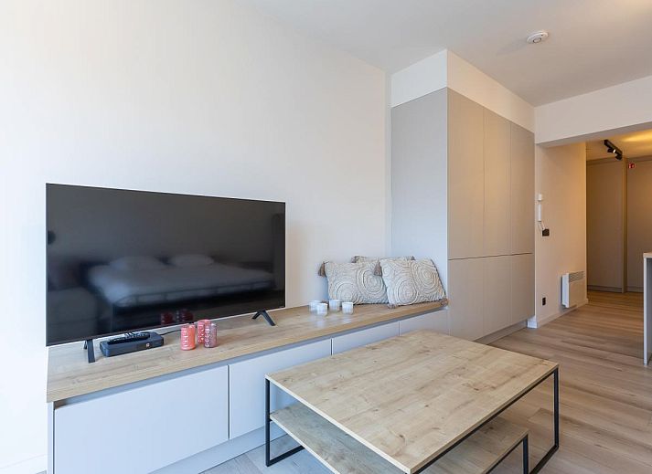 Luxurioeses Schlafzimmer im Ferienhaus Telstar - 0301, Middelkerke, mit Meerblick und moderner Einrichtung, Westflandern, Belgien.